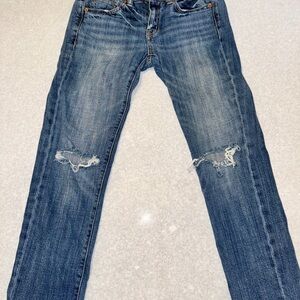 American Eagle Outfitters Women's Ripped Blue Jeans